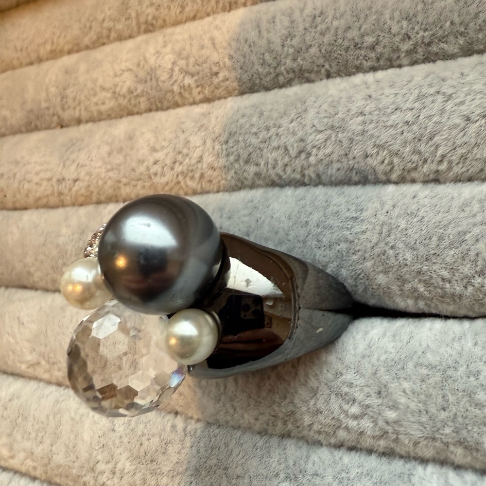 Kenneth Lane Grey crystal pearl bubble cluster Cocktail ring size 8/9 - Picture 9 of 14